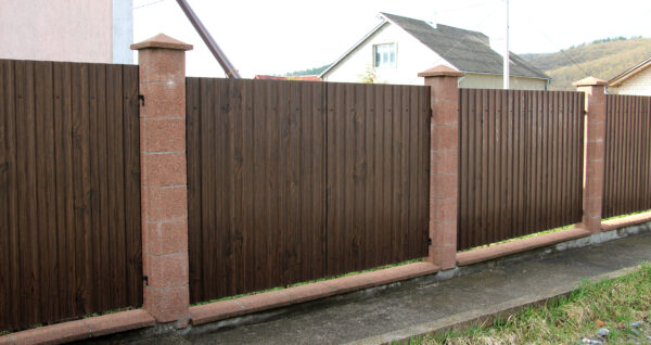 Timber Fencing 7