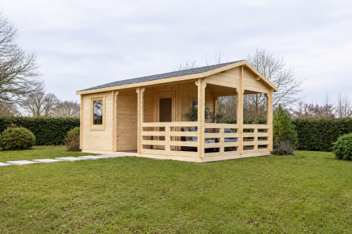 Ladoga Timber Cabin with L-Shaped Terrace
