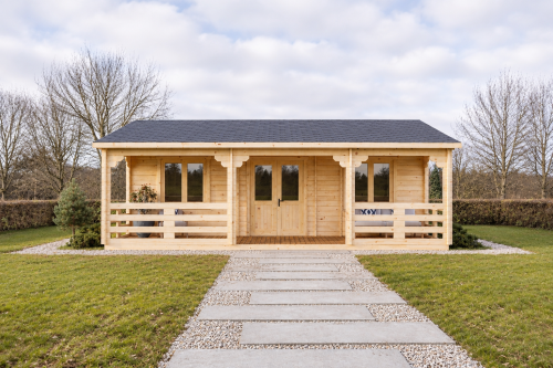 Winnipeg Timber Cabin with Veranda